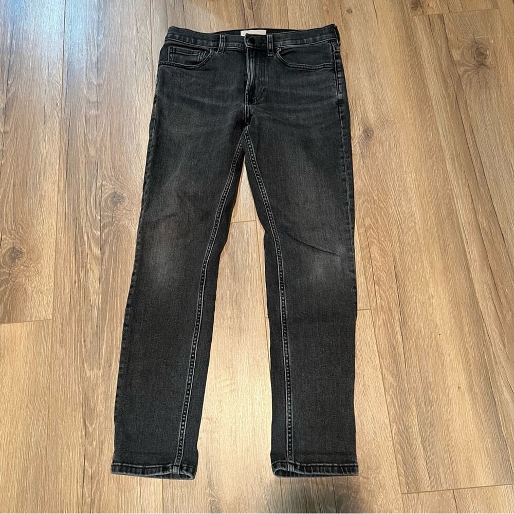 Everlane Men’s The Slim Jean Washed Black 30 x 30